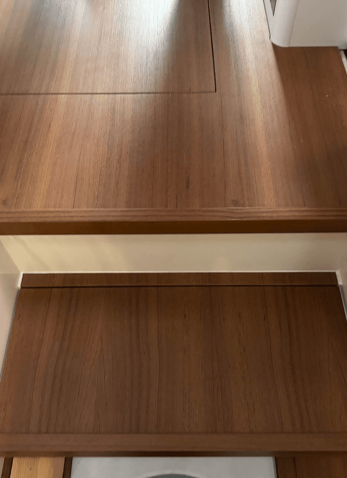 Pod jadrnice iz teakovega lesa